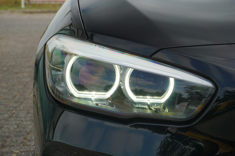 BMW 140 1-serie M140i High Executive — photo 18