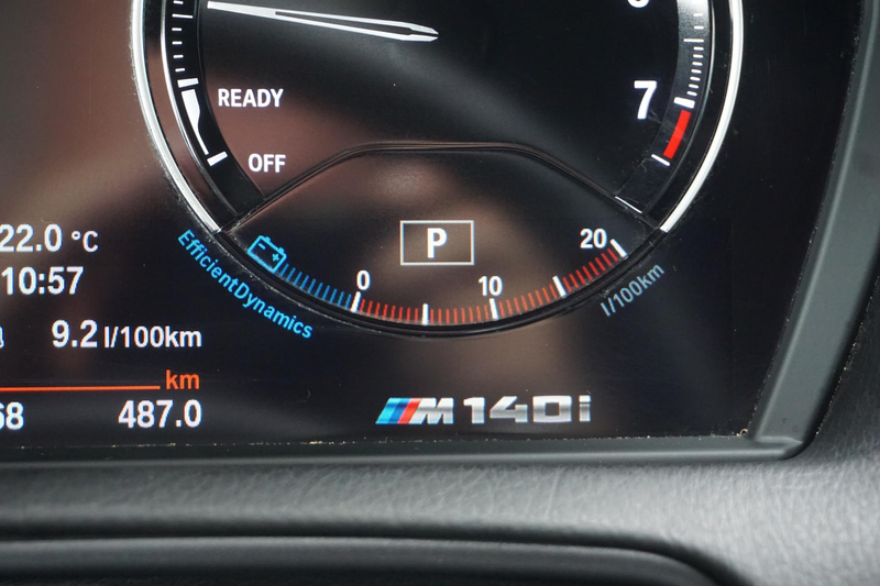 BMW 140 1-serie M140i High Executive — photo 34