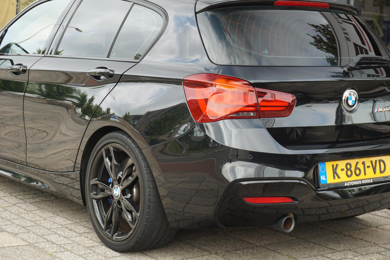 BMW 140 1-serie M140i High Executive — photo 16
