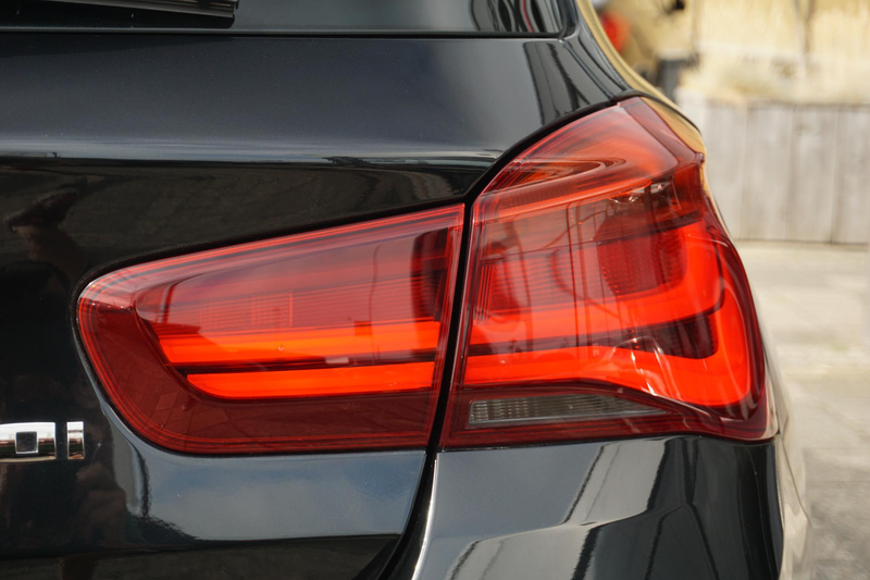 BMW 140 1-serie M140i High Executive — photo 29
