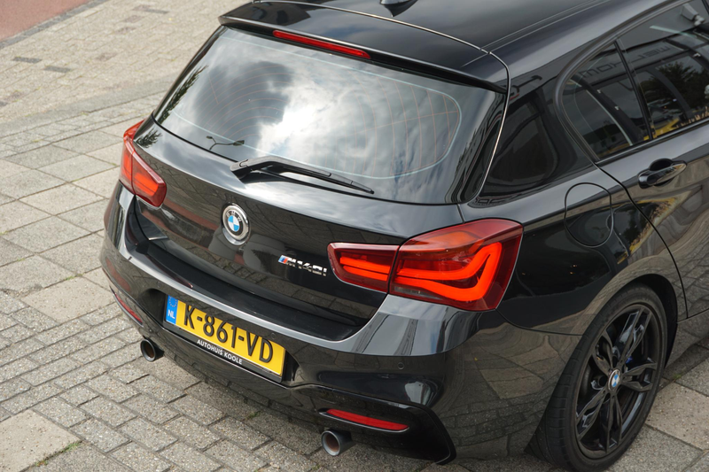 BMW 140 1-serie M140i High Executive — photo 24