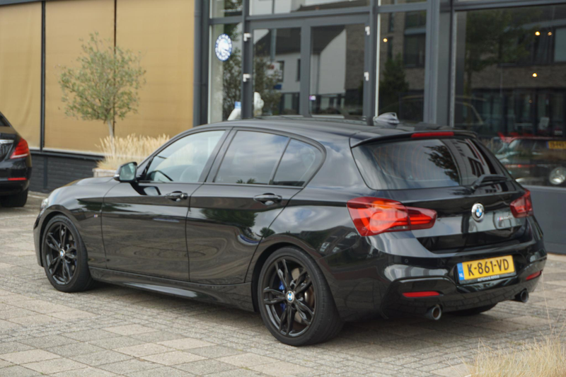 BMW 140 1-serie M140i High Executive — photo 2