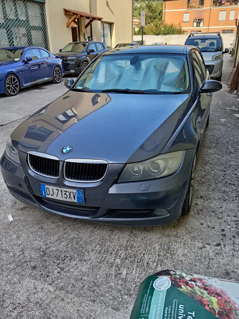 BMW 320 320d Touring Futura - 2