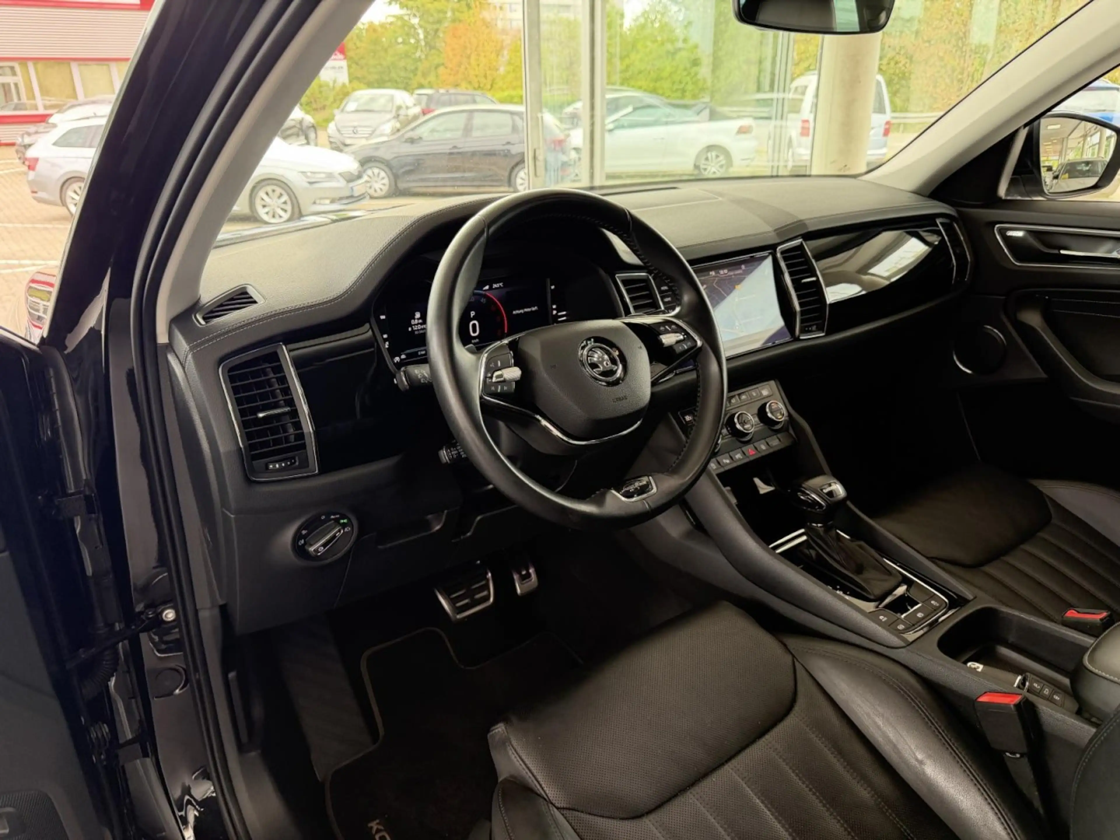 Skoda Kodiaq L&ampK 2.0 TDI DSG NAVI LED ACC 7 SI PDC Klima — photo 11