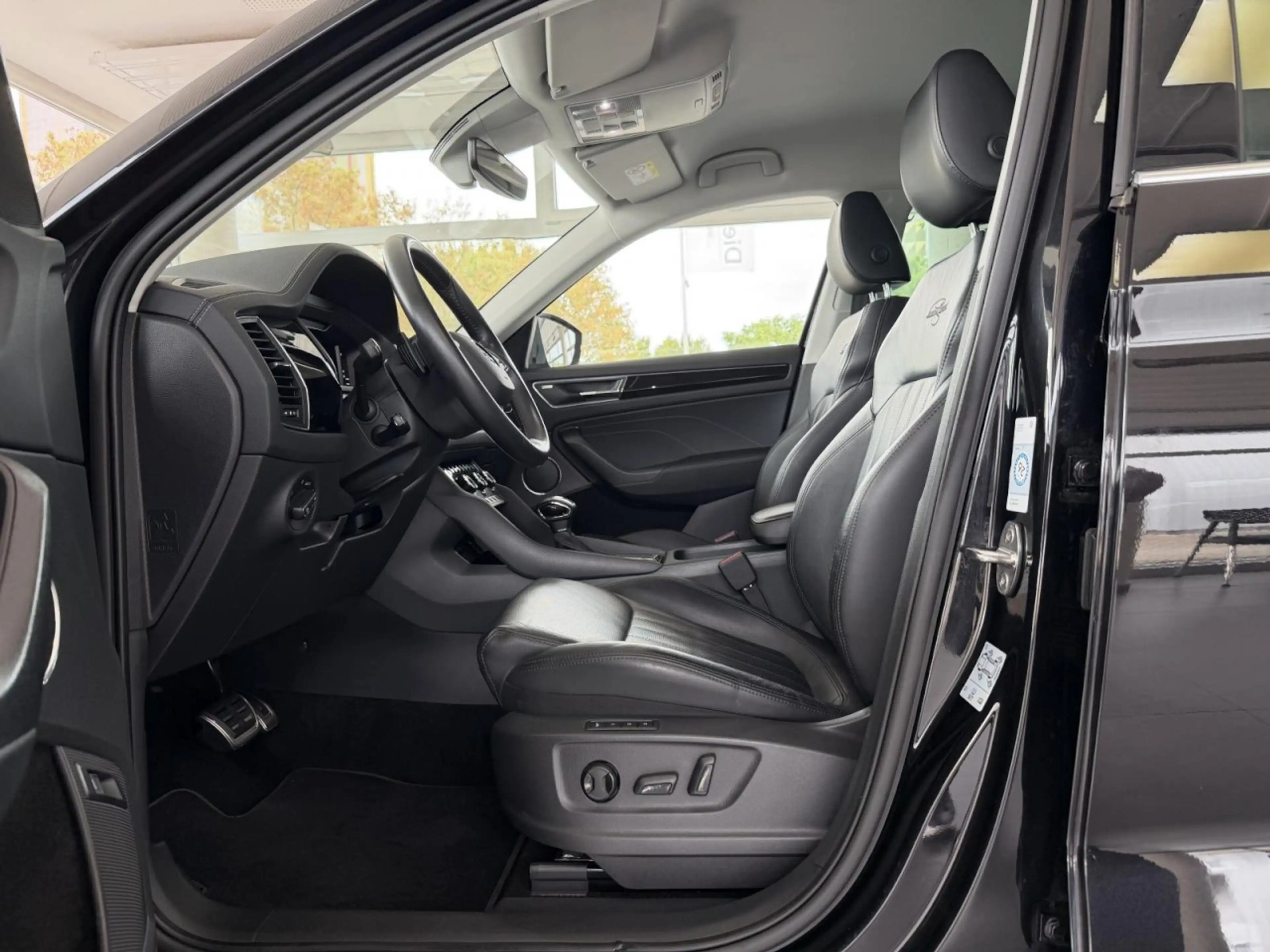 Skoda Kodiaq L&ampK 2.0 TDI DSG NAVI LED ACC 7 SI PDC Klima — photo 10