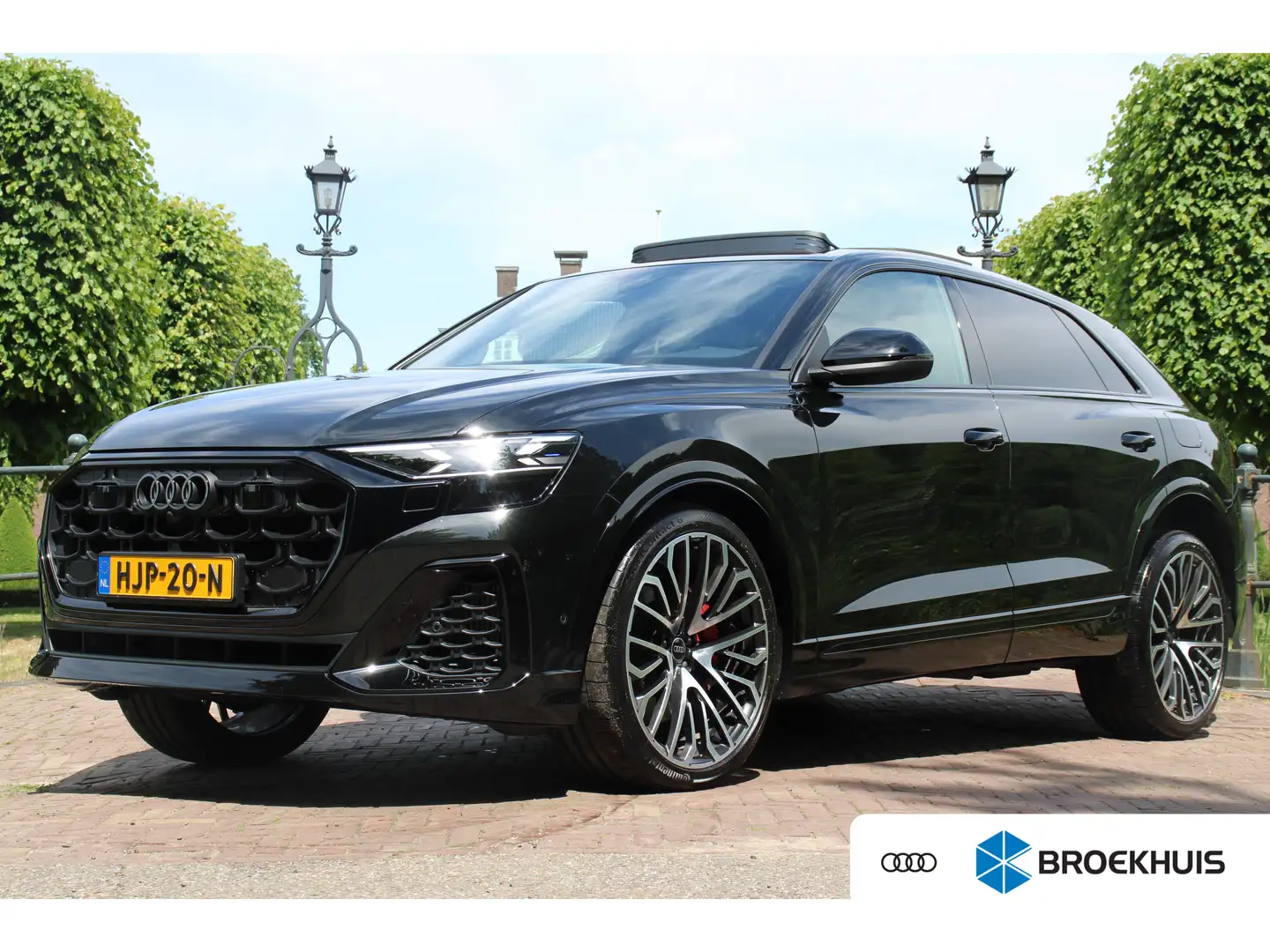 Audi Q8 60 TFSIe quattro S Competition | FACELIFT! | FULL Zwart - 1