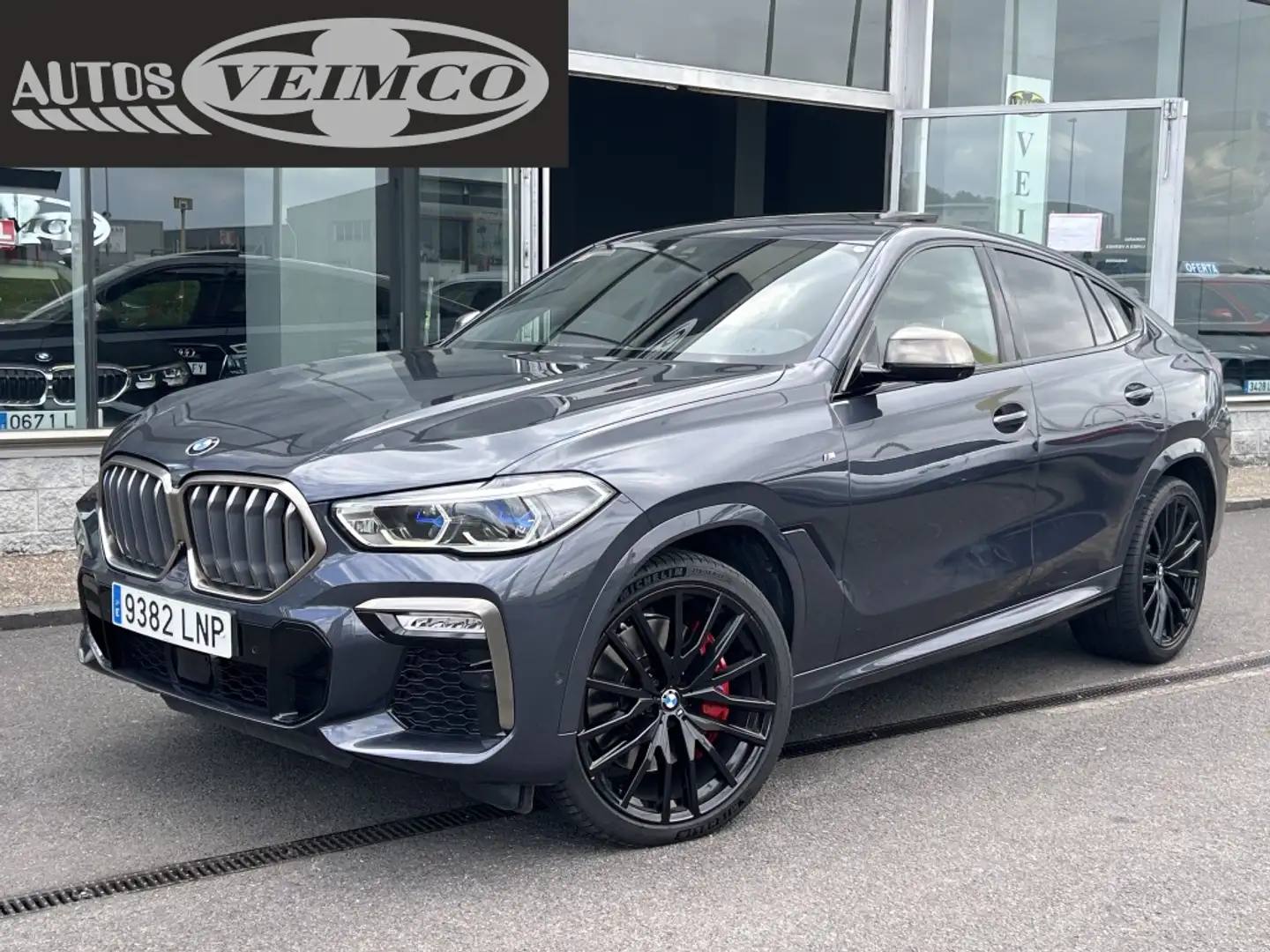 BMW X6 M50iA Gris - 1