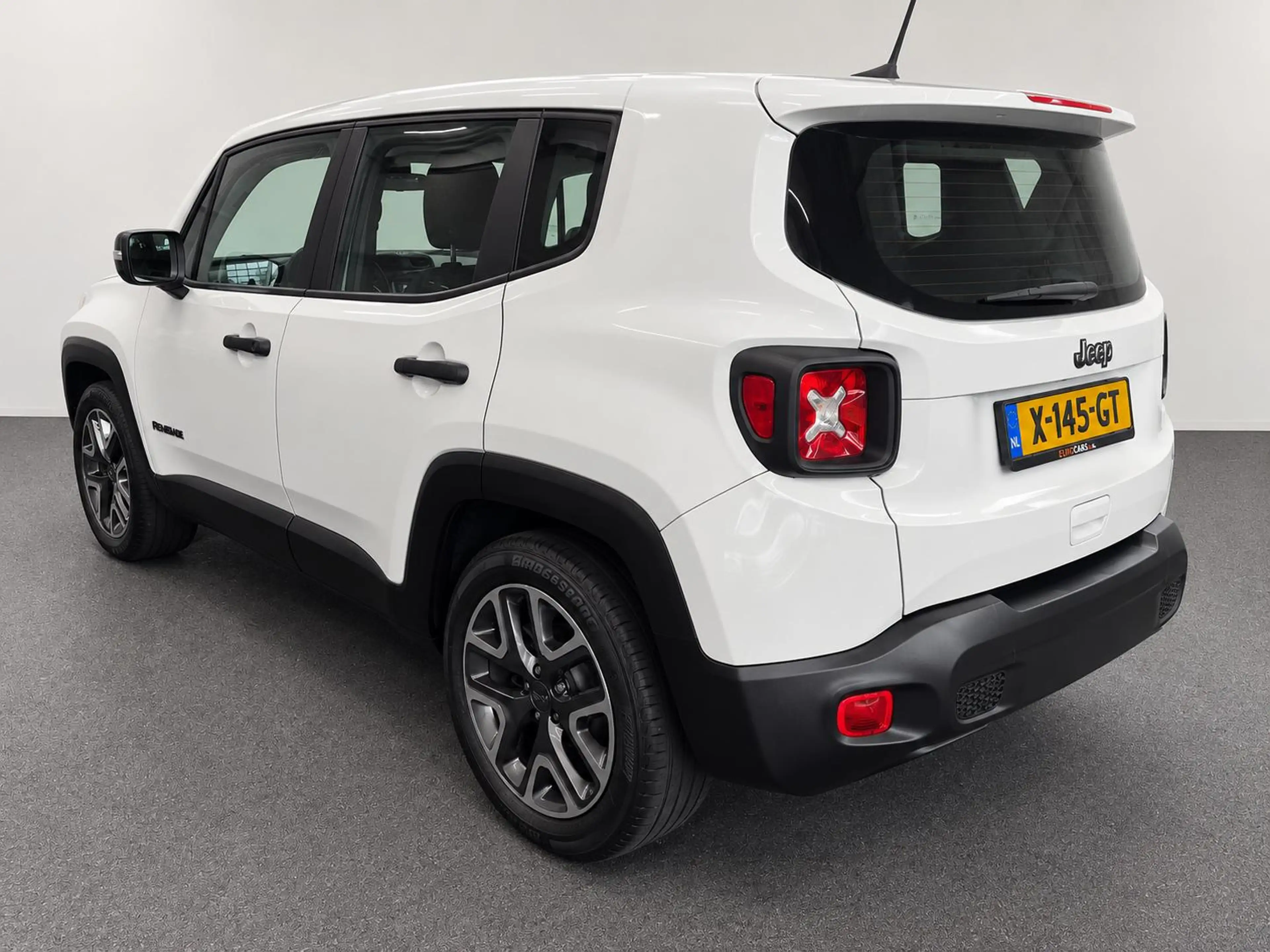 Jeep Renegade 1.0T Limited Jeep Renegade 1.0 Turbo 120pk Sport | — photo 6
