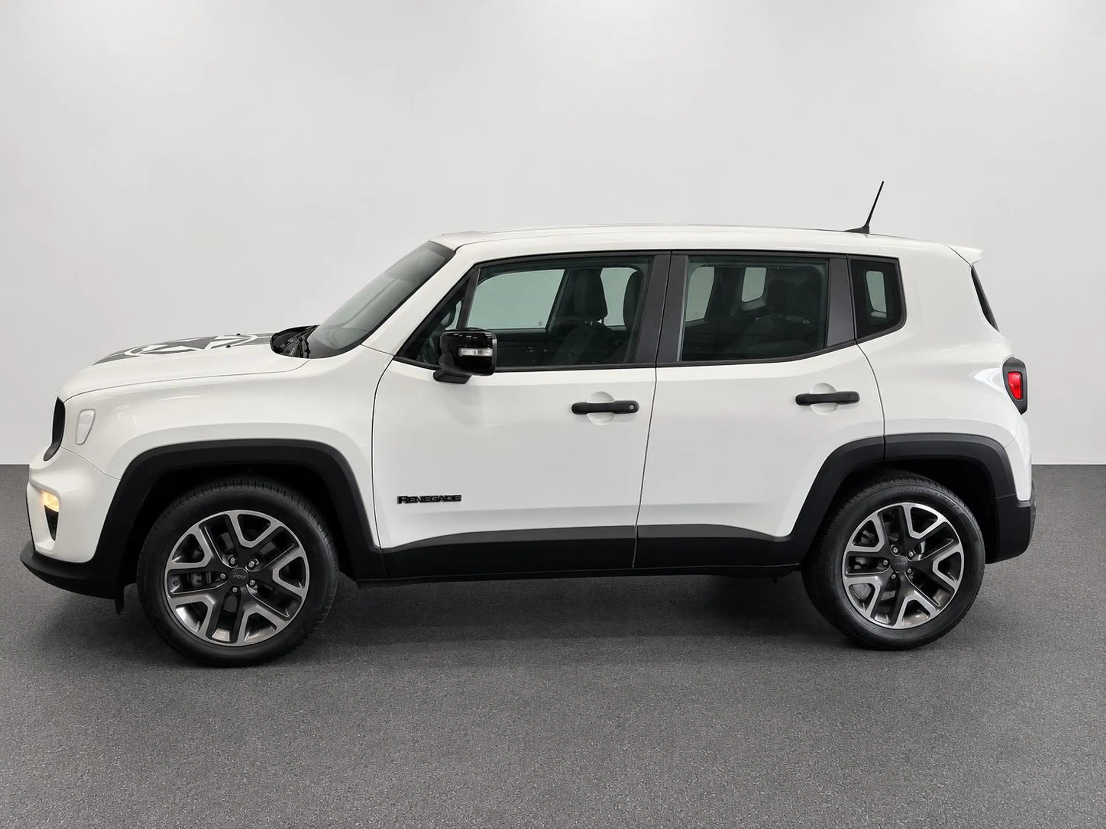 Jeep Renegade 1.0T Limited Jeep Renegade 1.0 Turbo 120pk Sport | — photo 4