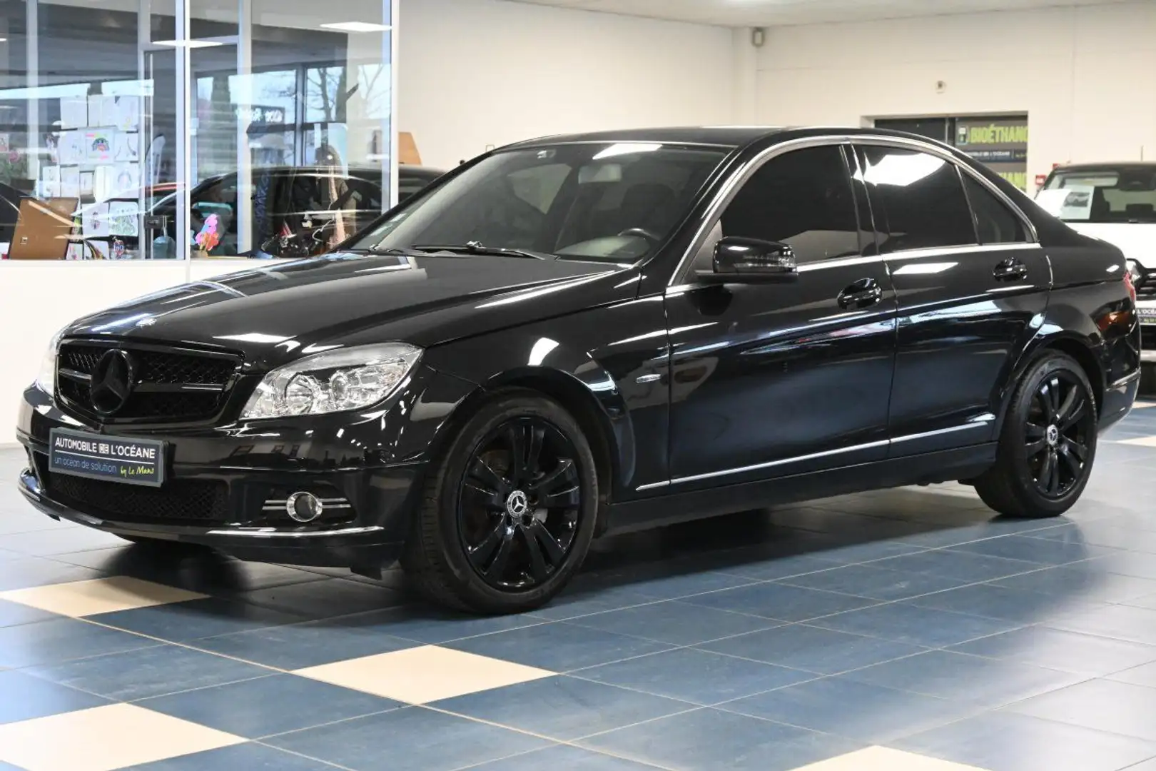 Mercedes-Benz C 180 180 CDI BlueEfficiency Avantgarde Noir - 1