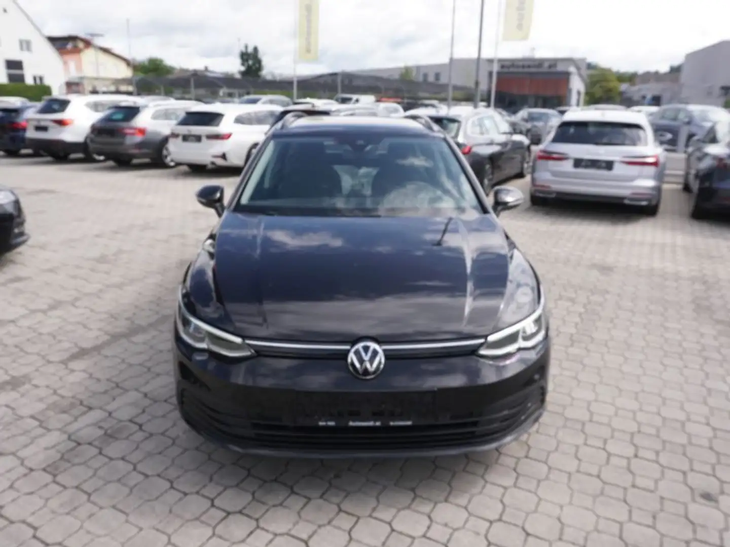 Volkswagen Golf Variant 2,0 TDI Life *NAVI+VIRTUAL+LED* Schwarz - 2