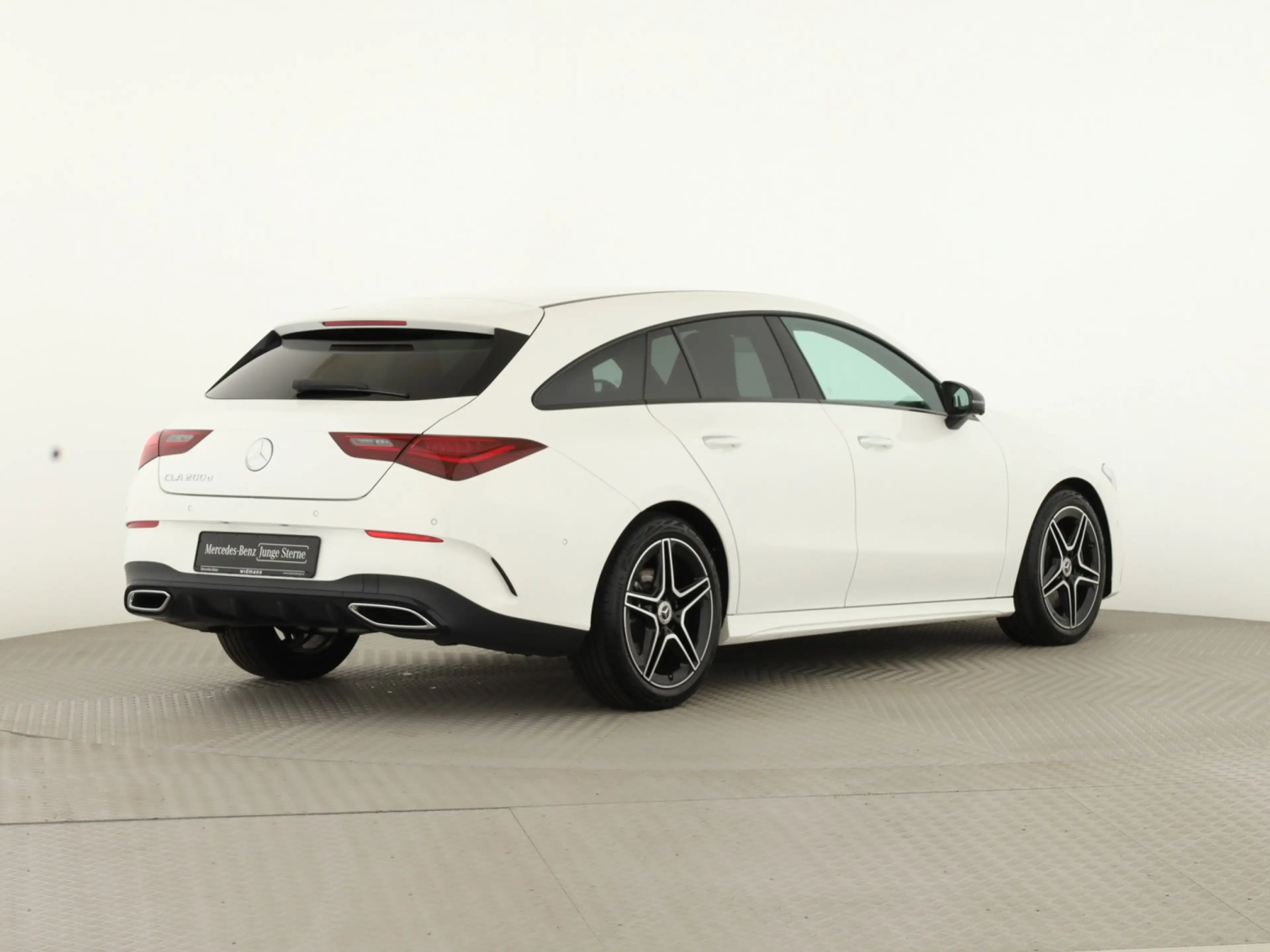 Mercedes-Benz CLA 200 d SB *AMG*Multibeam*PDC*360°*Night*DAB** — photo 6