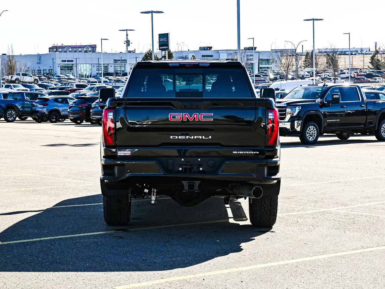 GMC Sierra 3500HD снимка GMC Sierra 3500HD