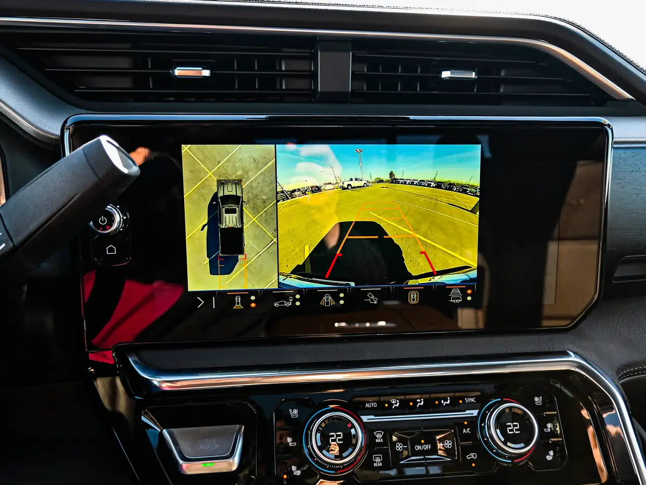 GMC Sierra 3500HD снимка GMC Sierra 3500HD