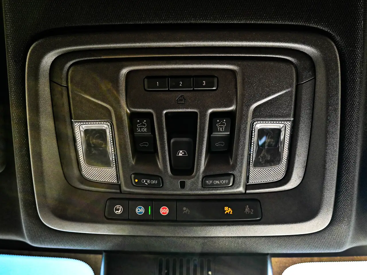 GMC Sierra 3500HD снимка GMC Sierra 3500HD
