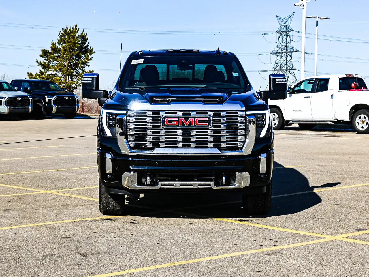GMC Sierra 3500HD снимка GMC Sierra 3500HD