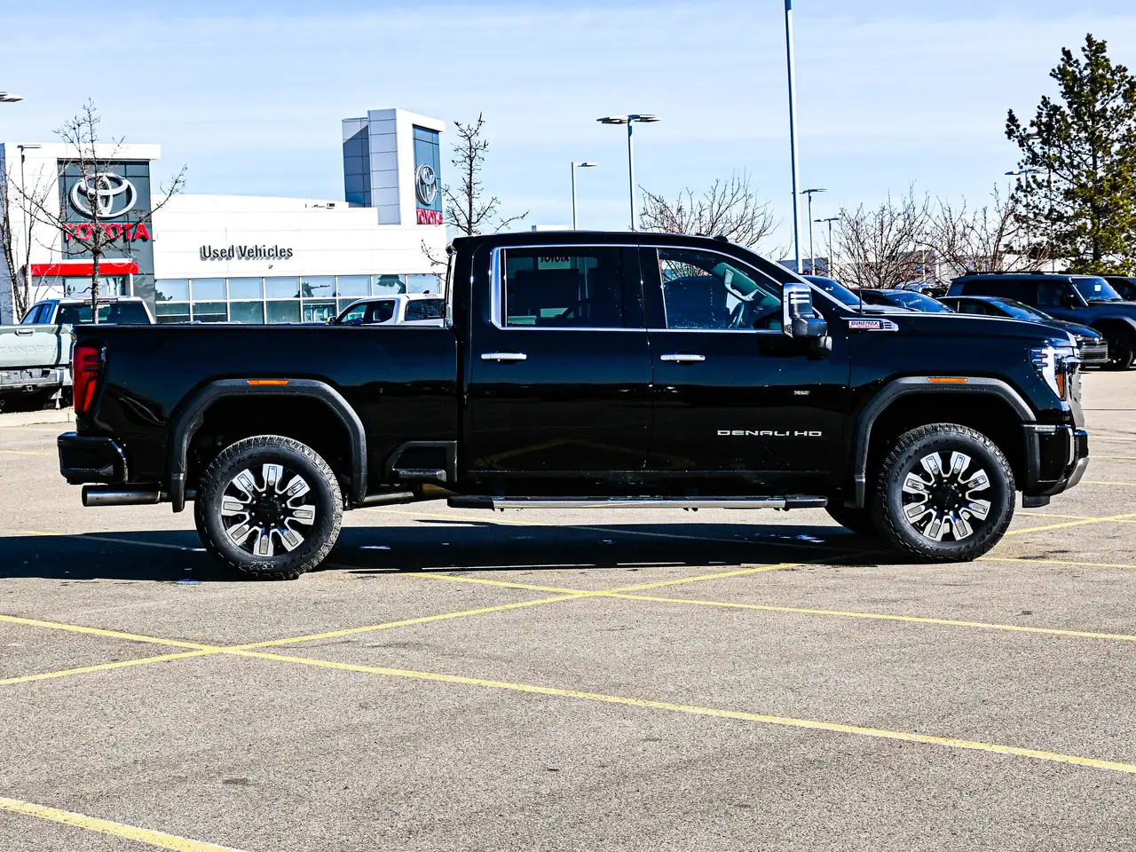 GMC Sierra 3500HD снимка GMC Sierra 3500HD