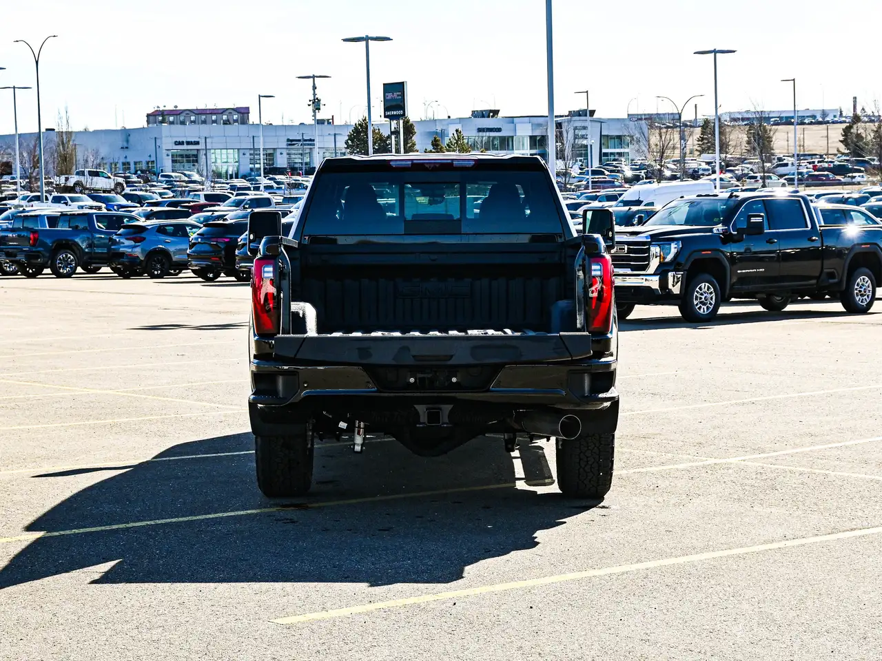 GMC Sierra 3500HD снимка GMC Sierra 3500HD
