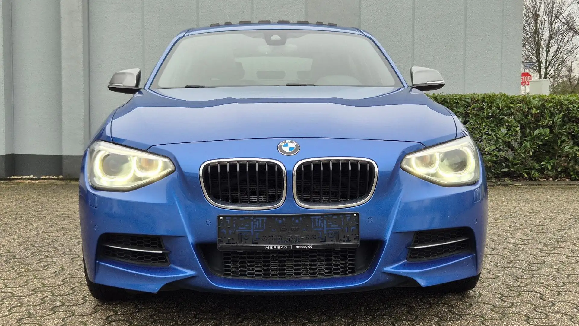 BMW 135 i xDrive Aut./NAVI/KAMERA/SHZ/S-DACH/MILLTEK Blau - 2