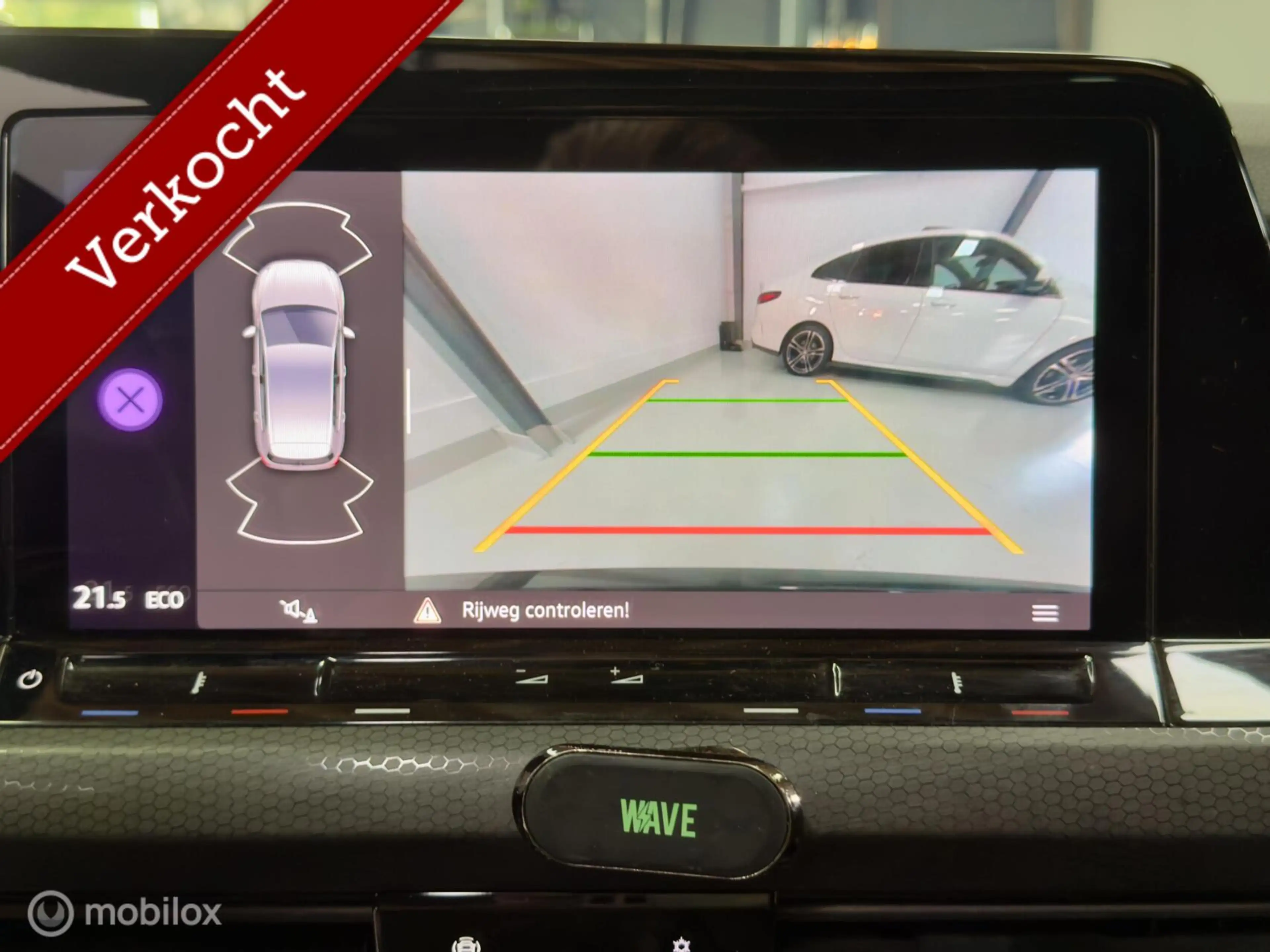 Volkswagen Golf GTE 1.4 eHybrid | Pano | Cam | IQ Light | ACC | Travel — photo 9