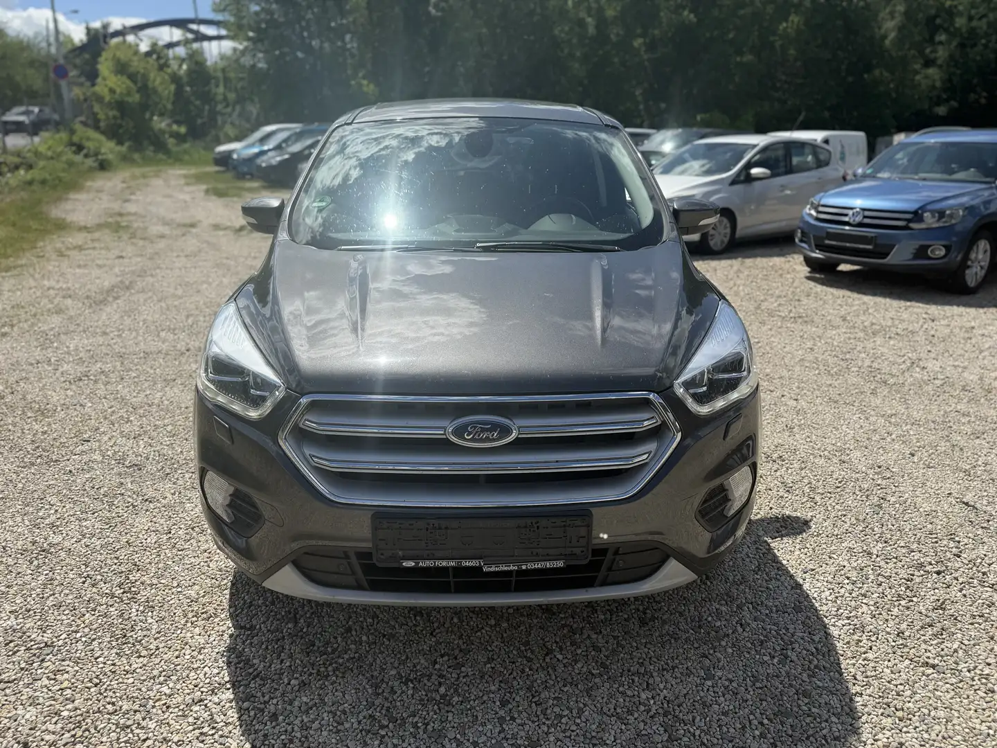 Ford Kuga 1,5 Titanium LED + Xenon Grijs - 1