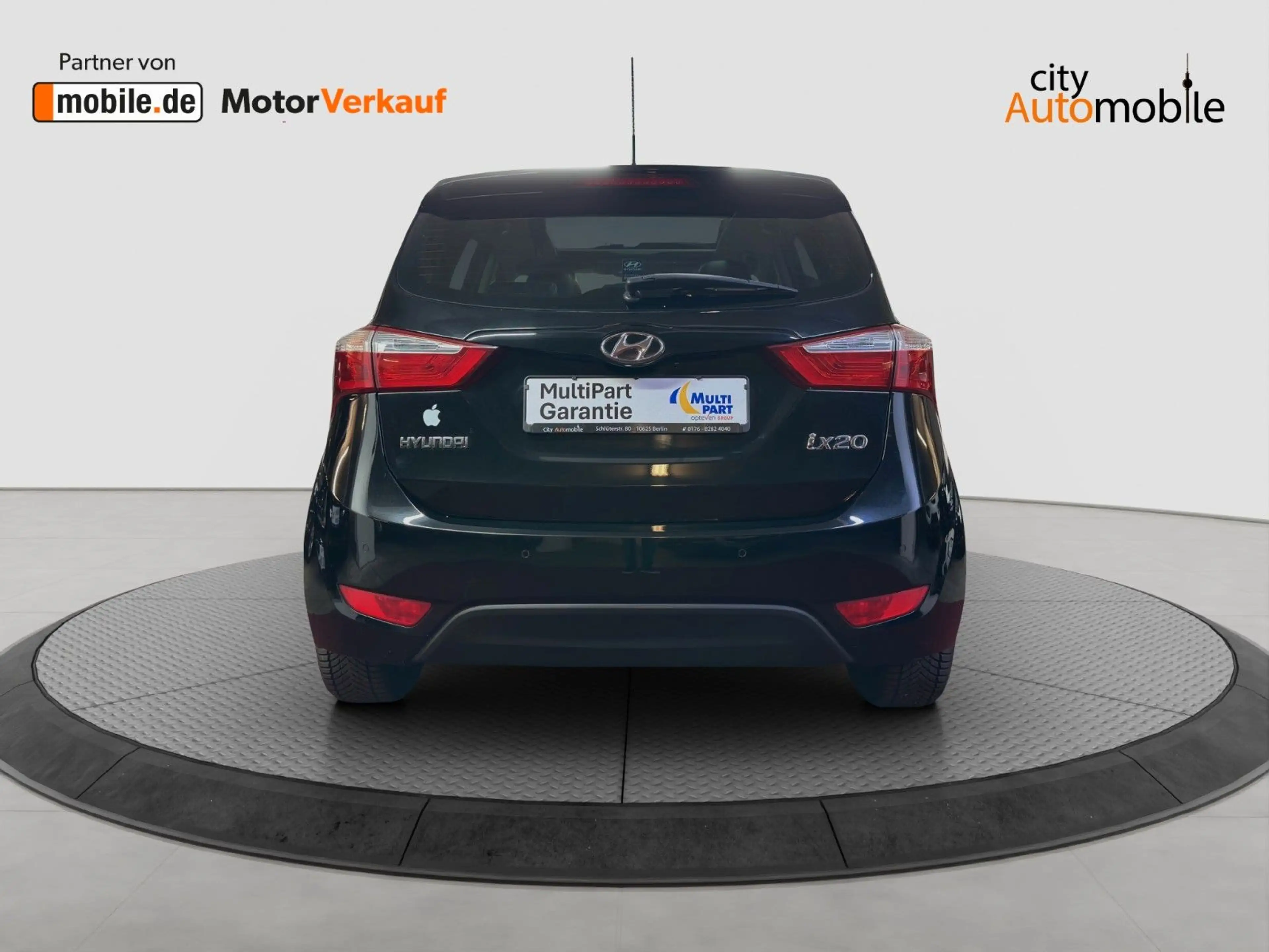 Hyundai iX20 Style/Pano-Dach/Tempomat/Leder/SHZ/PDC — photo 4