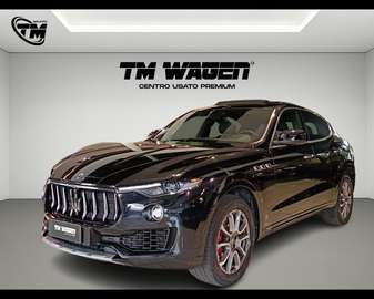 - Levante V6 Diesel 275 CV AWD