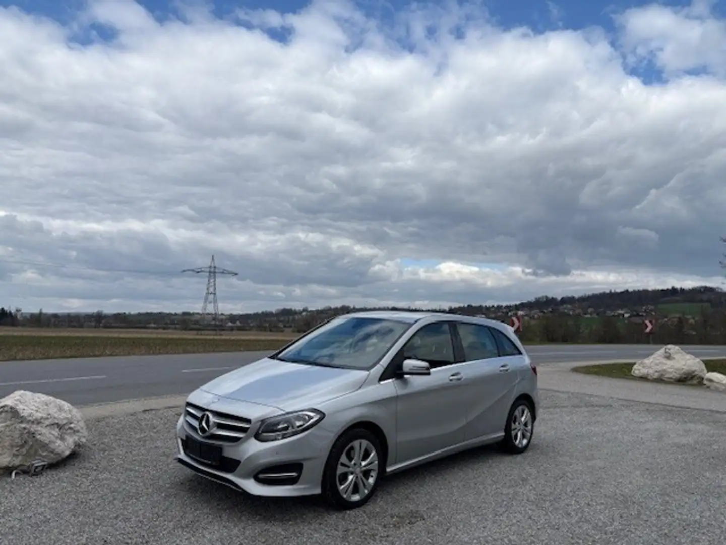 Mercedes-Benz B 180 d Aut. Silber - 2