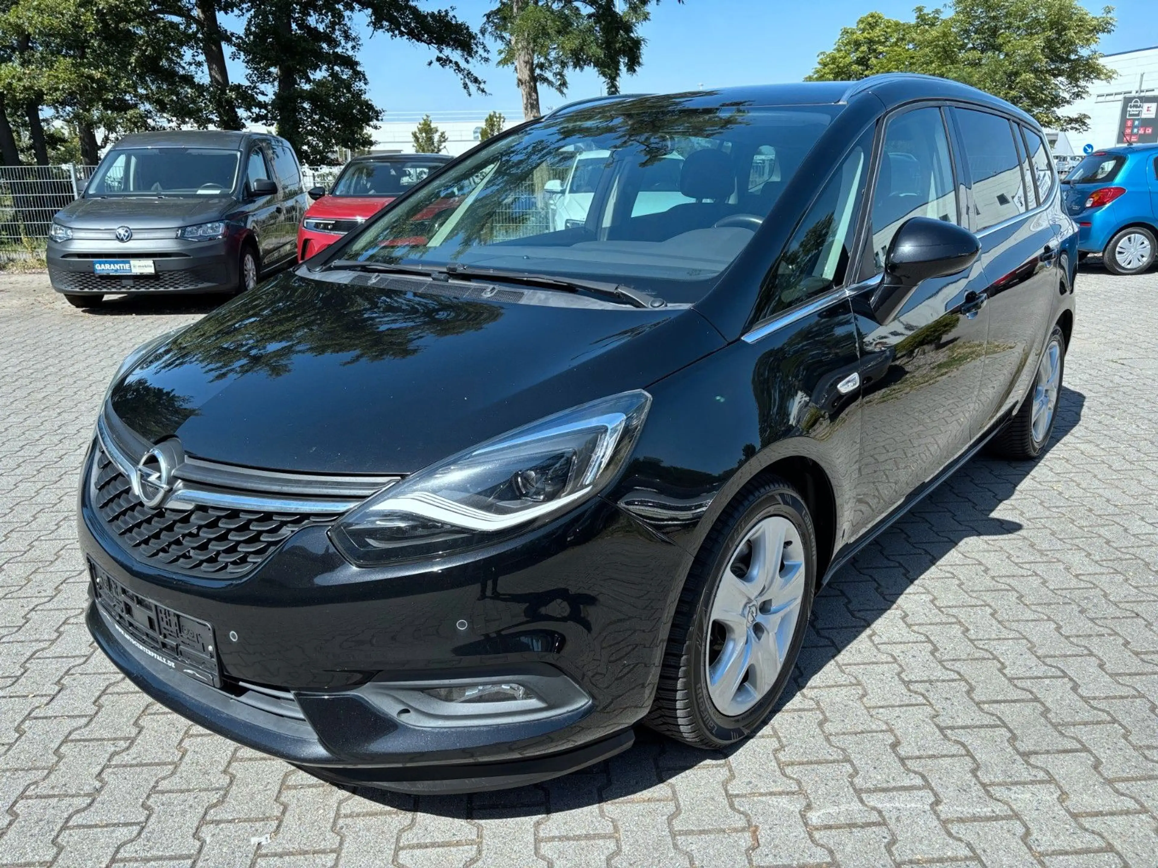 Opel Zafira Tourer Innovation Auto.*Navi*LED*AHK*CAM* — photo 5