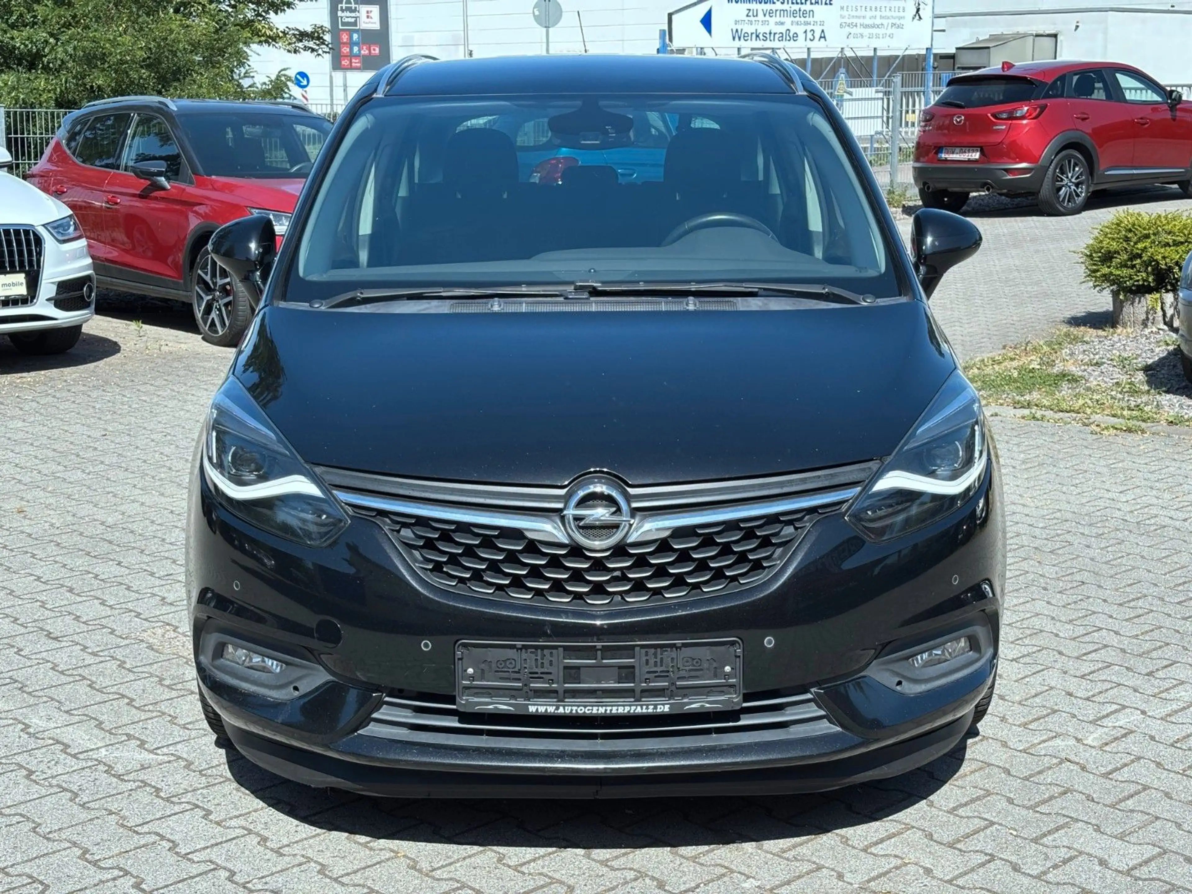 Opel Zafira Tourer Innovation Auto.*Navi*LED*AHK*CAM* — photo 2