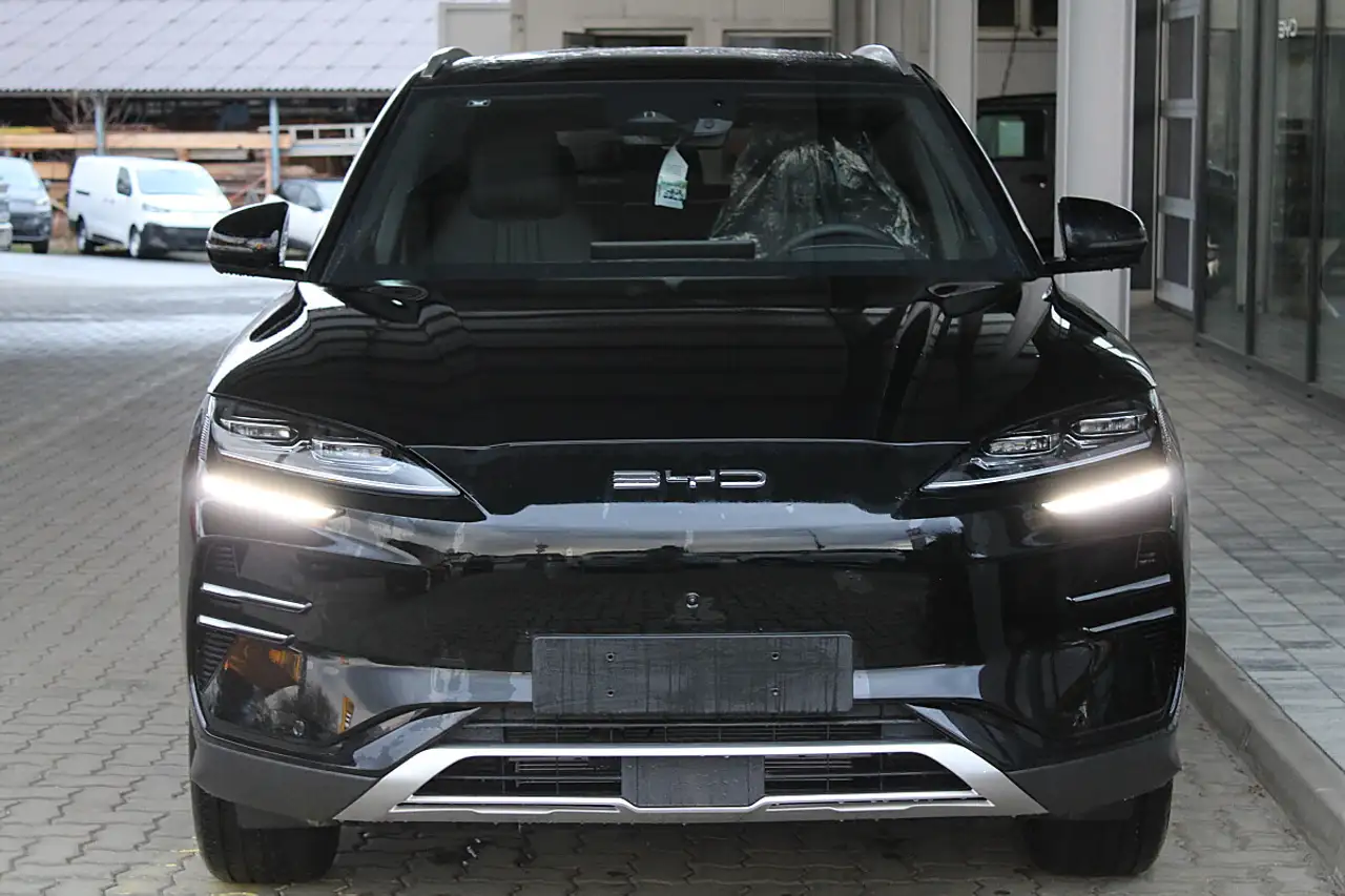 BYD SEAL U