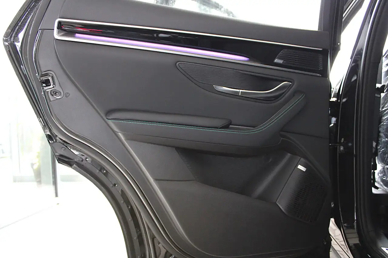 BYD SEAL U