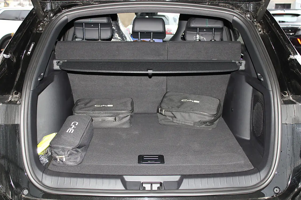 BYD SEAL U