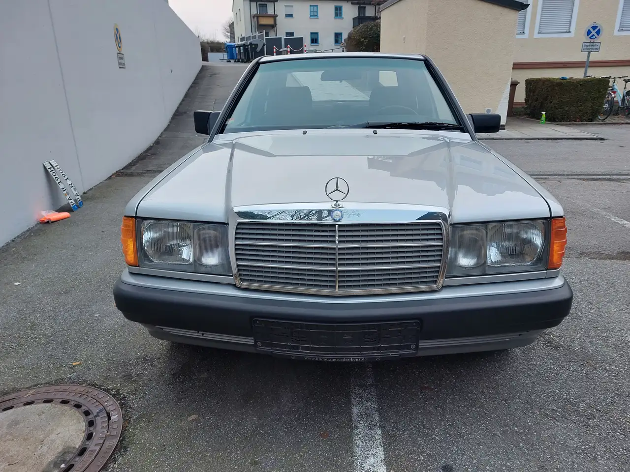 Mercedes-Benz 190 E 1.8, foto 4