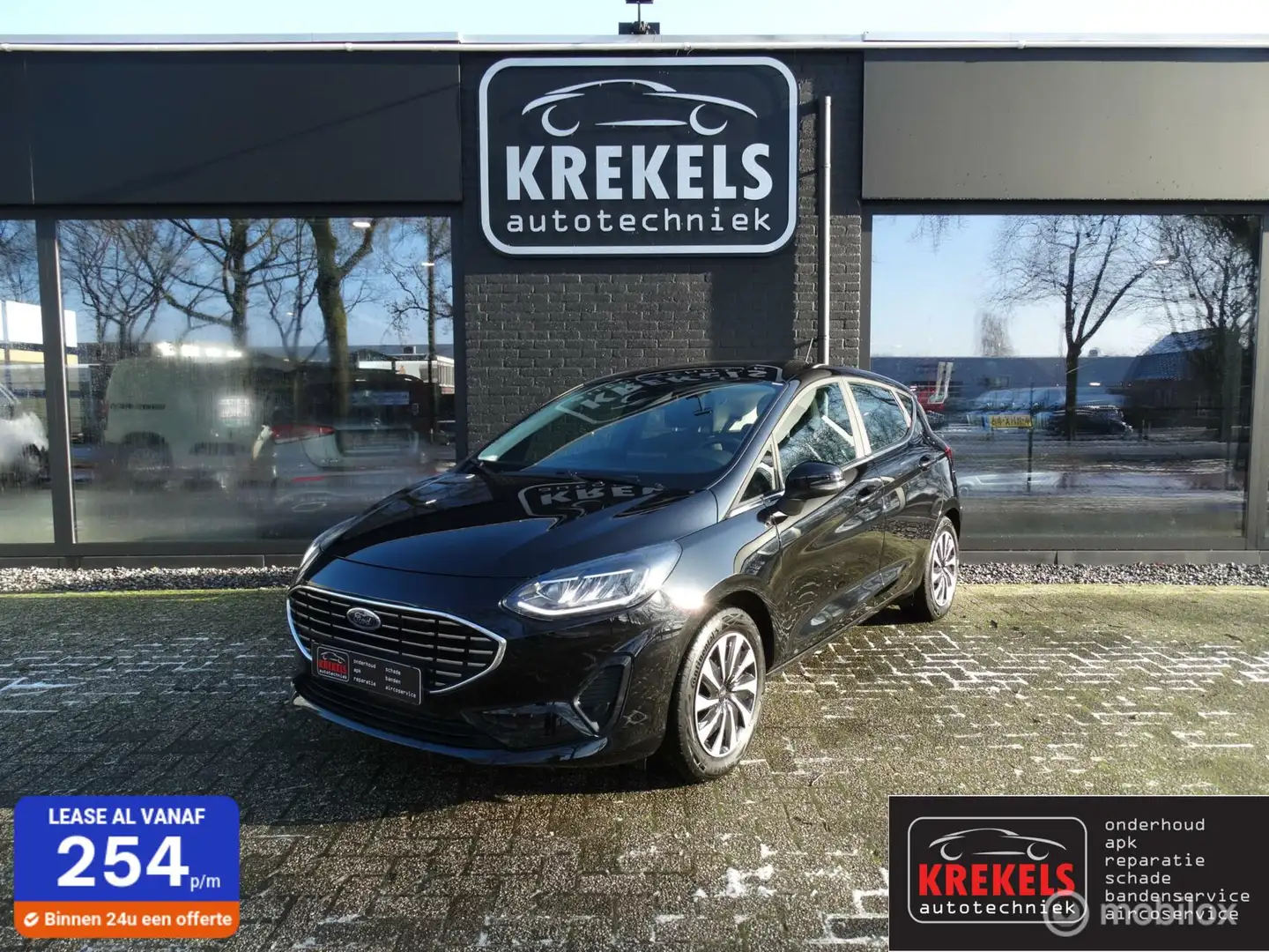 Ford Fiesta 1.0 EcoBoost Hybrid Titanium - 1