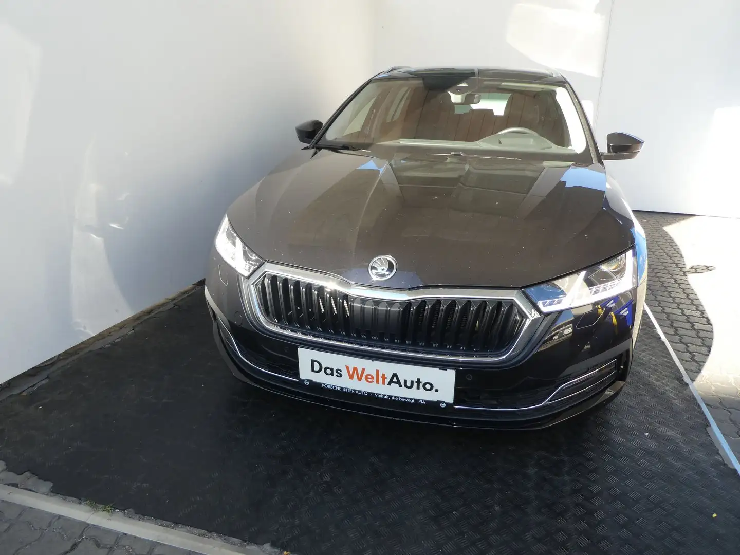 Skoda Octavia Style TDI DSG Noir - 2
