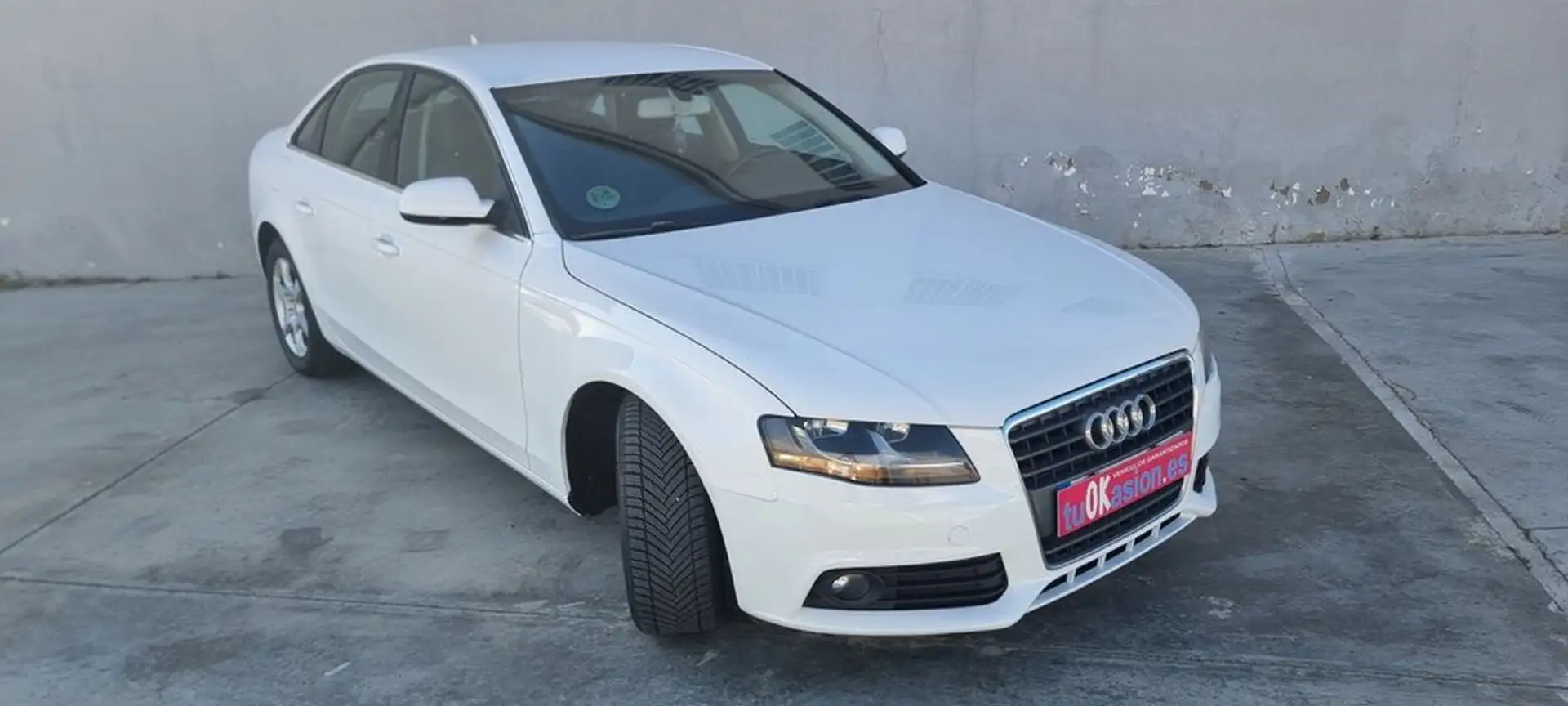 Audi A4 1.8TFSI 120CV DSG Blanco - 2