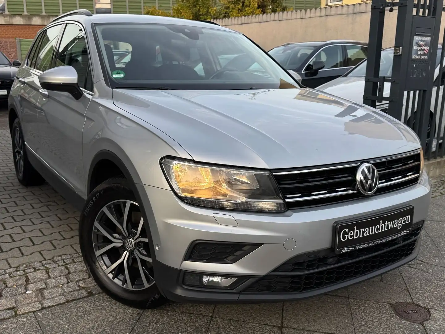 Volkswagen Tiguan 2,0 TDI DSG Comfortline BMT/Start-Stopp Argent - 1