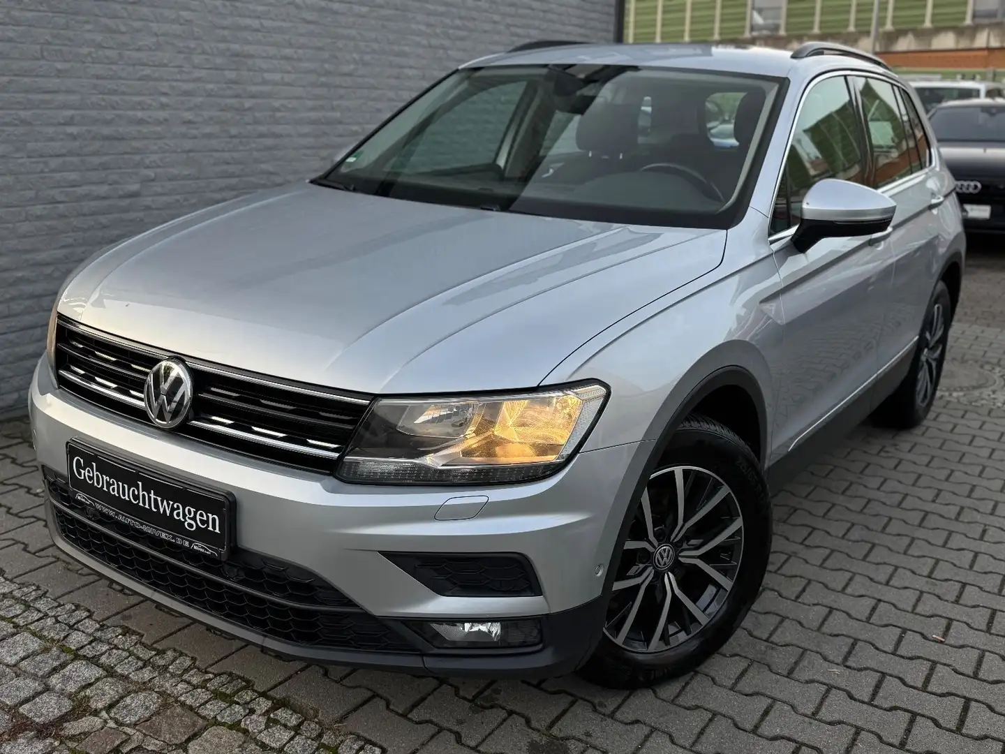 Volkswagen Tiguan 2,0 TDI DSG Comfortline BMT/Start-Stopp Argent - 2