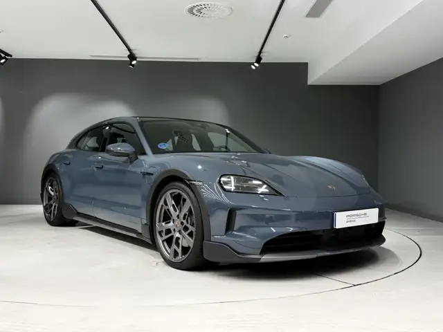 Porsche Taycan view 5