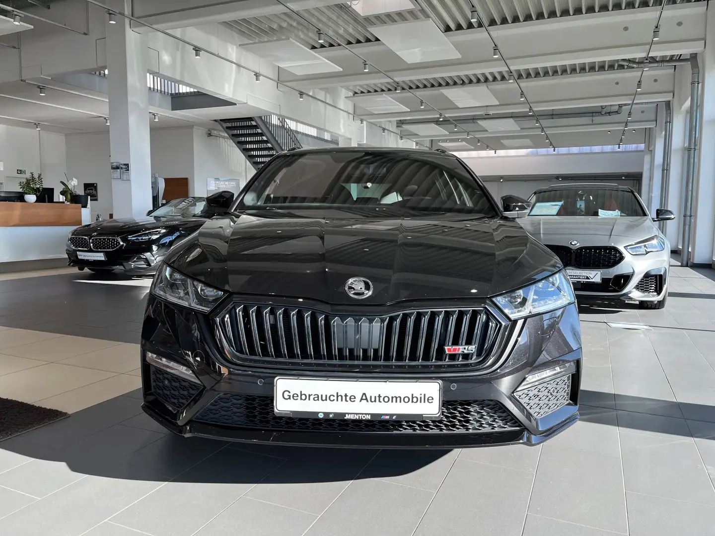 Skoda Octavia RS iV Combi LED/Shz/CarPlay Schwarz - 2