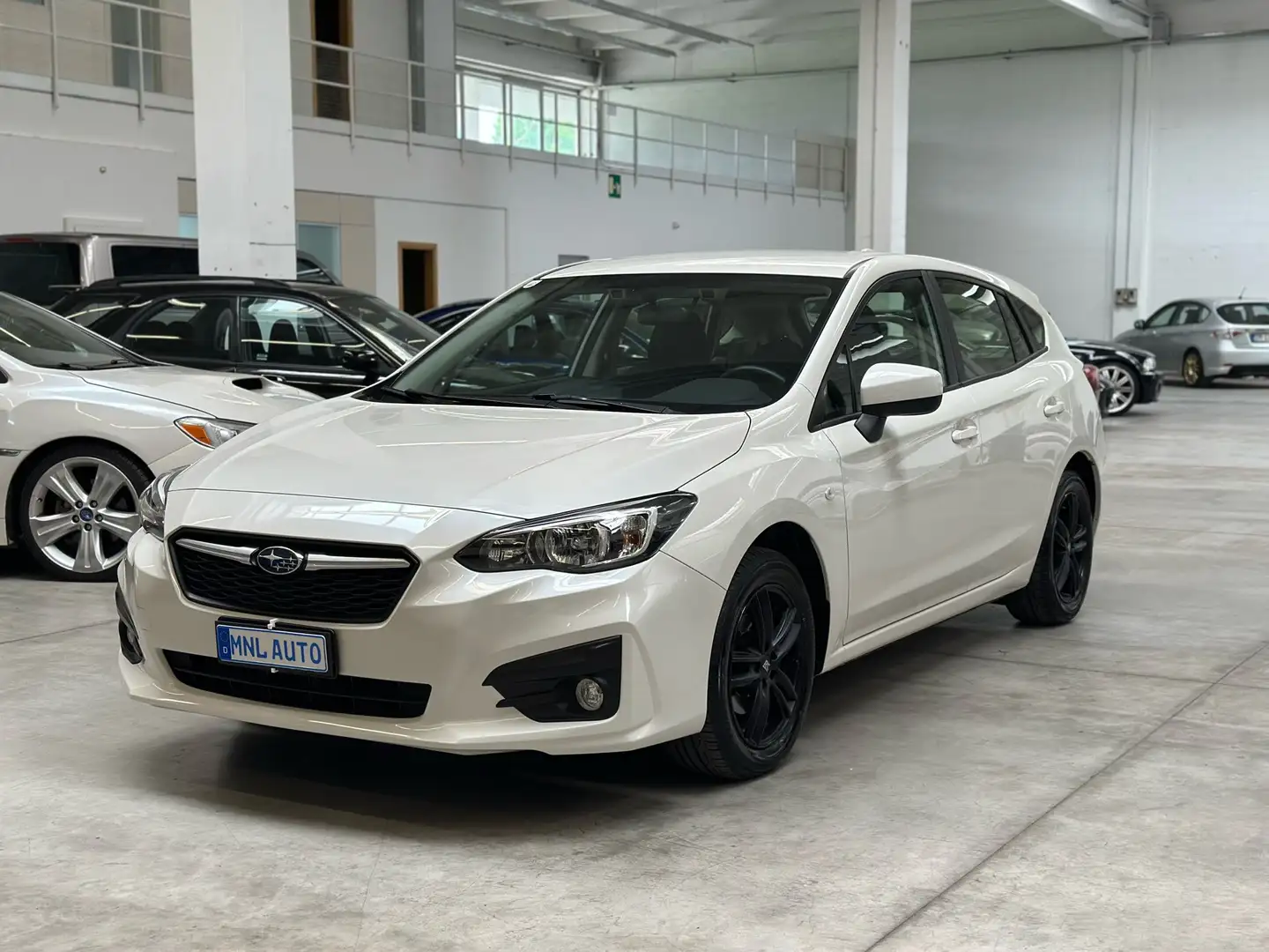 Subaru Impreza UNICO PROPRIETARIO Blanc - 2