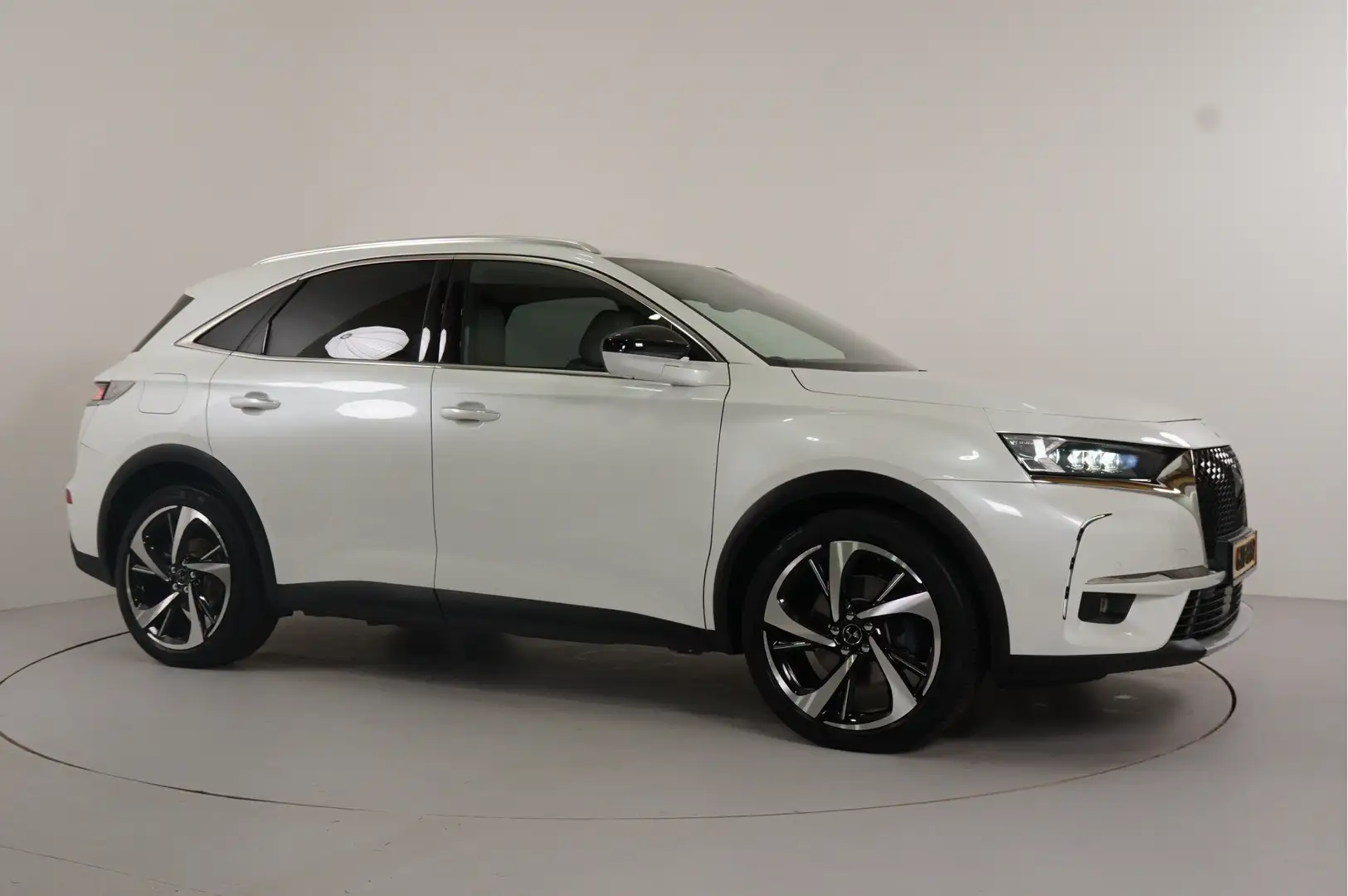 DS Automobiles DS 7 Crossback E-Tense PHEV Grand Chic 300pk | Leer | Camera | St Bianco - 2