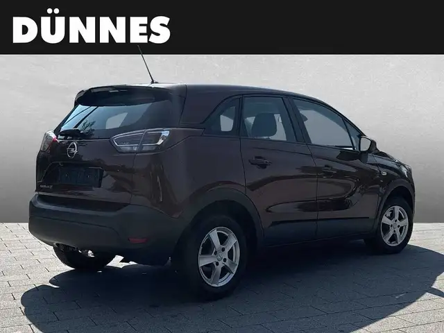 Opel Crossland X view 2