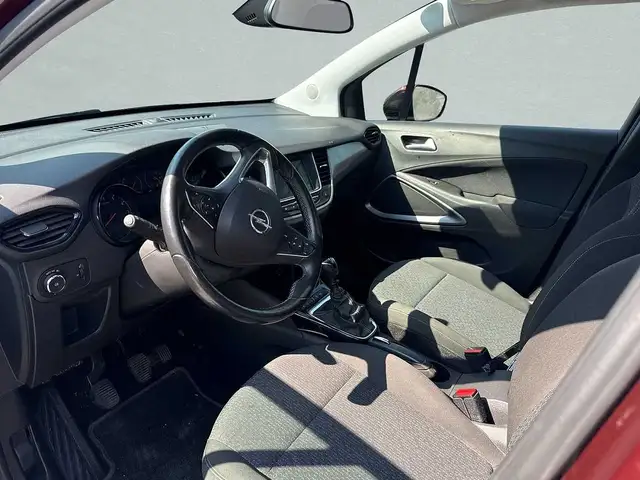 Opel Crossland X view 5