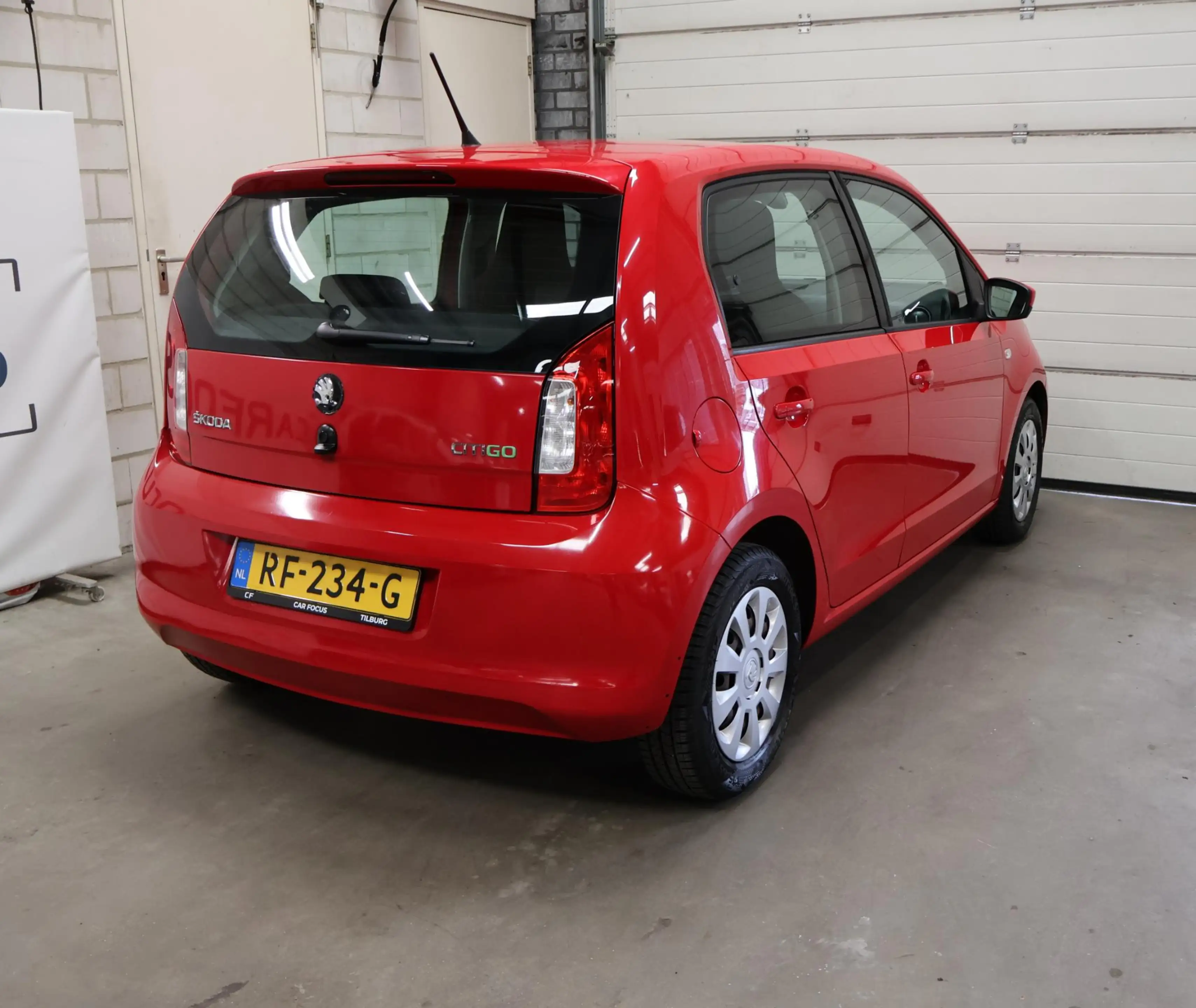 Skoda Citigo 1.0 Greentech Ambition NAP 3e eigenaar APK Airco — photo 6