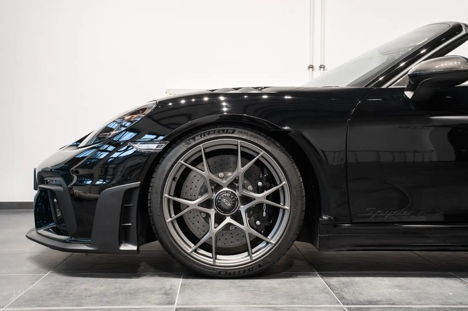 Porsche Boxster 718 Spyder RS Weissach PCCB Schwarz - 2
