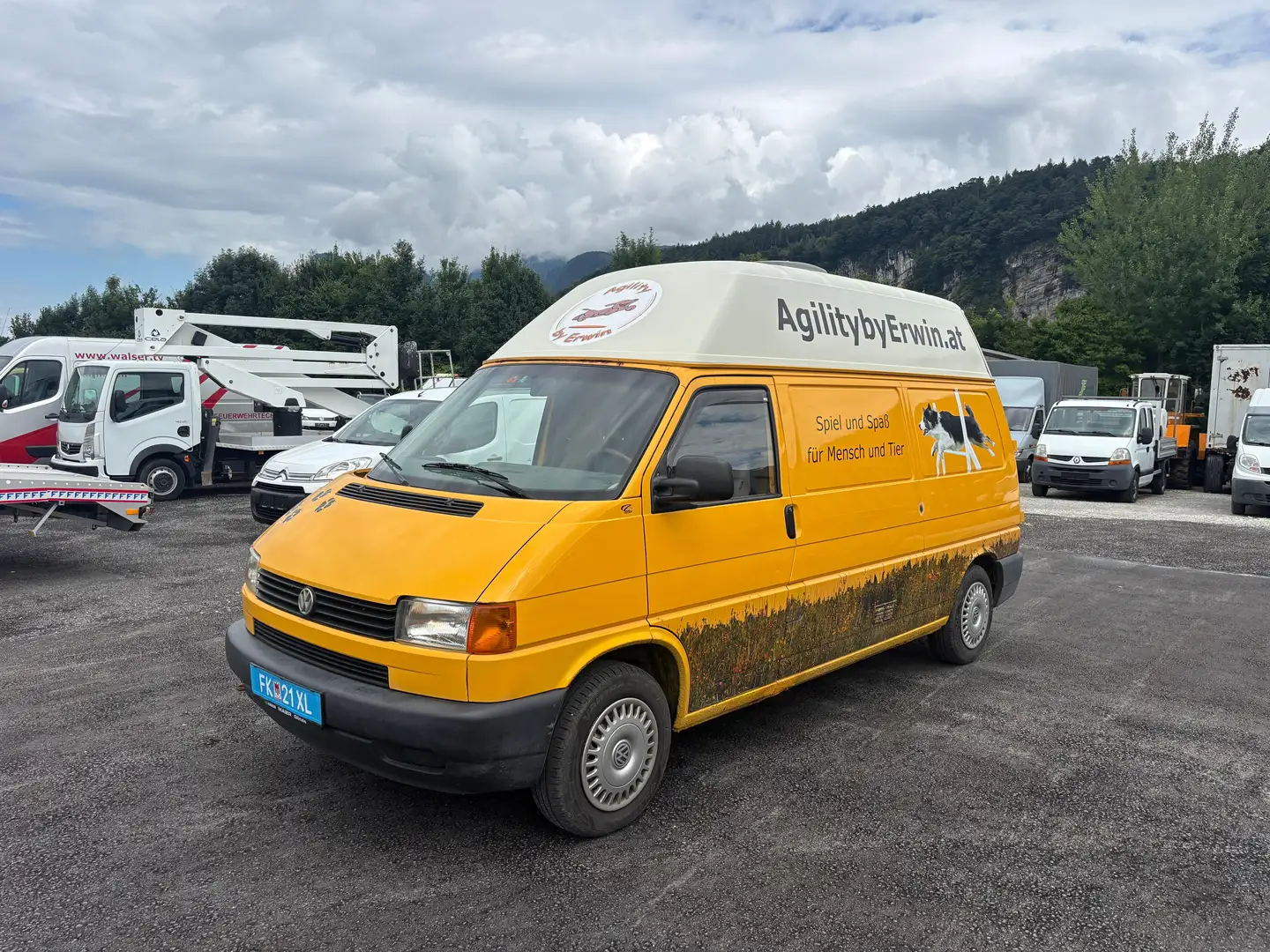 Volkswagen T4 Hochdach Kasten 1.9 Turbodiesel Žlutá - 1