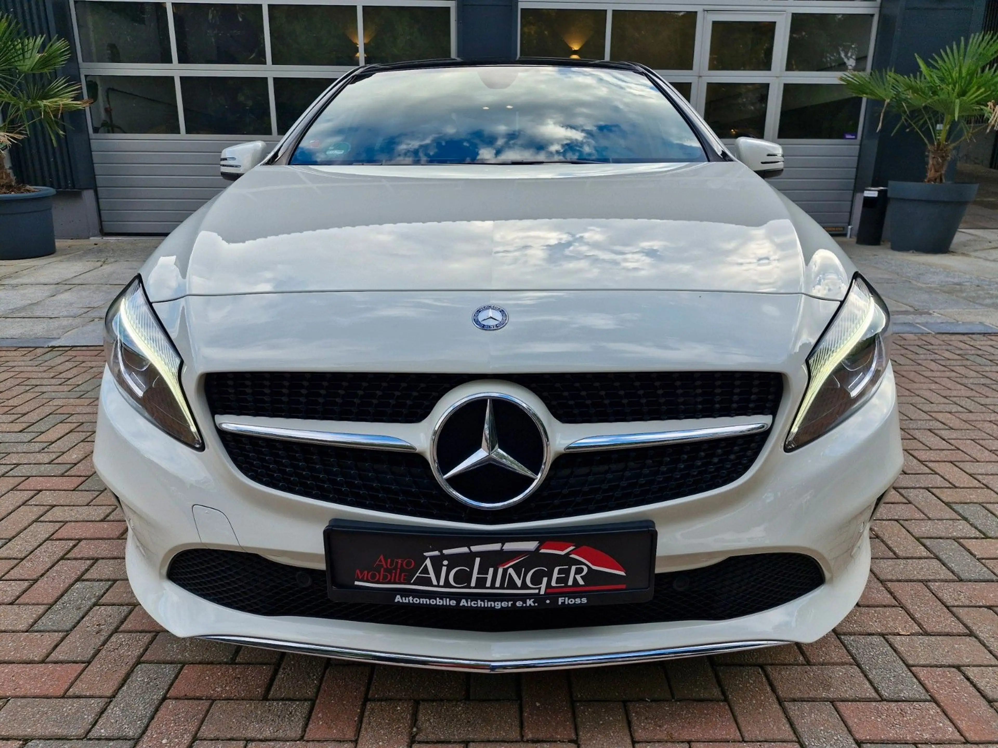 Mercedes-Benz A 180 BlueEfficiency 2.Hand Org. 39tkm Pano — photo 2