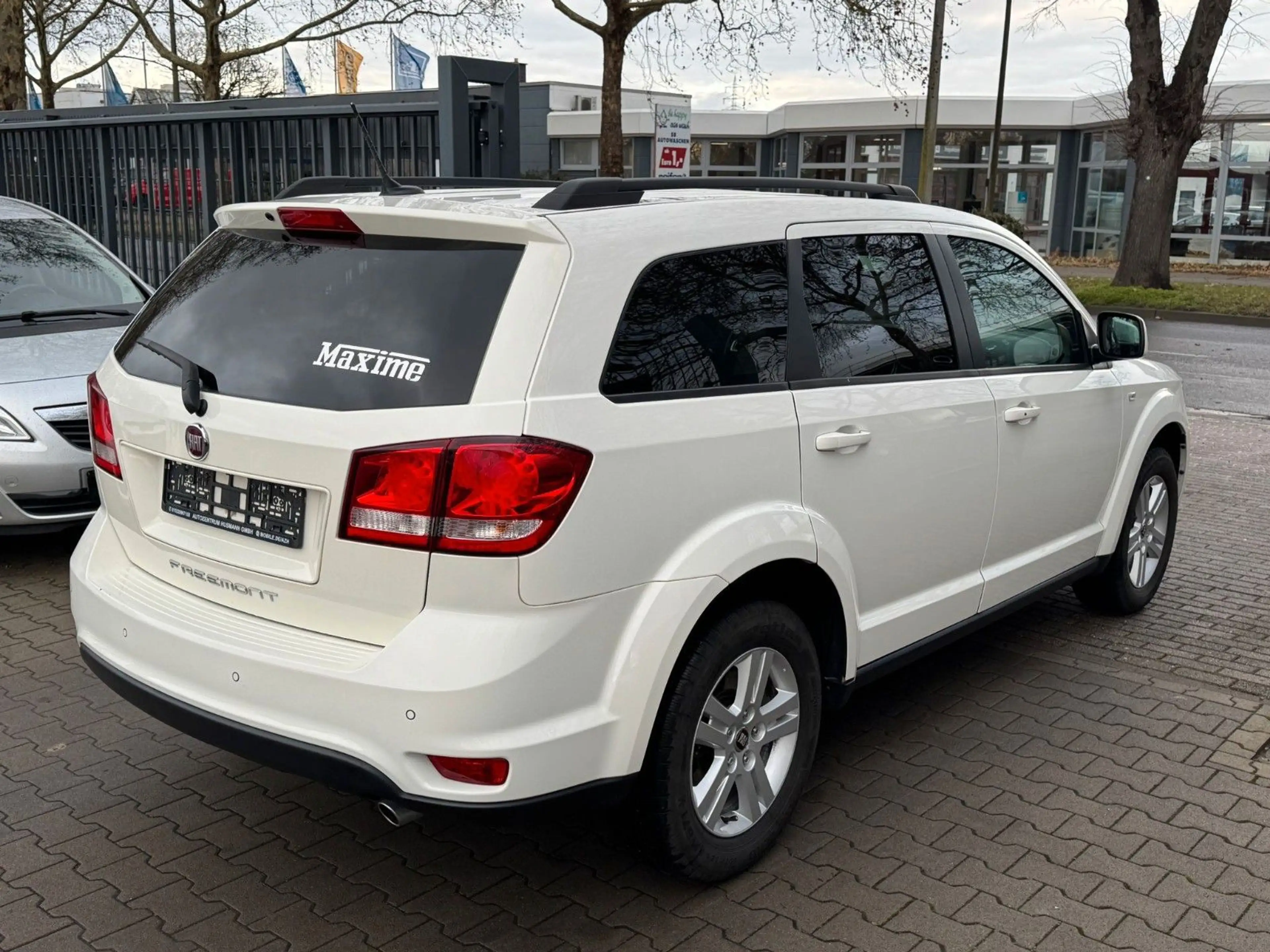 Fiat Freemont FREEMONT 2.0l MULTIJET 170 PS 7 SITZE TÜV 12/27 — photo 4
